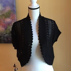 Perceptions black shrug sweater.  Sz L.